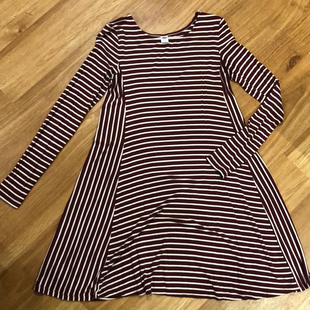 Old Navy Maroon and White Swing Dress